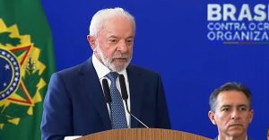 Lula diz ter pedido a Trump que entregue criminosos brasileiros