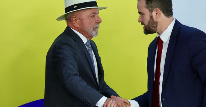Lula e o ministro da Fazenda, Dário Durigan - 04/05/2026