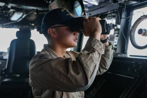 Um militar da Marinha dos Estados Unidos | Foto: Divulgação/CENTCOM