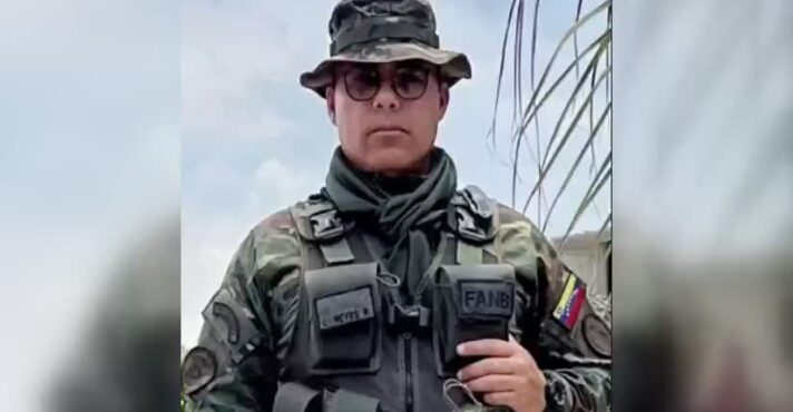 O militar foi sancionado pelos Estados Unidos em novembro de 2024 sob acusações de participação na repressão a protestos contra o regime chavista | Foto: Reprodução/Redes Sociais/X