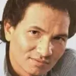 o cantor e compositor gilson de casinha branca