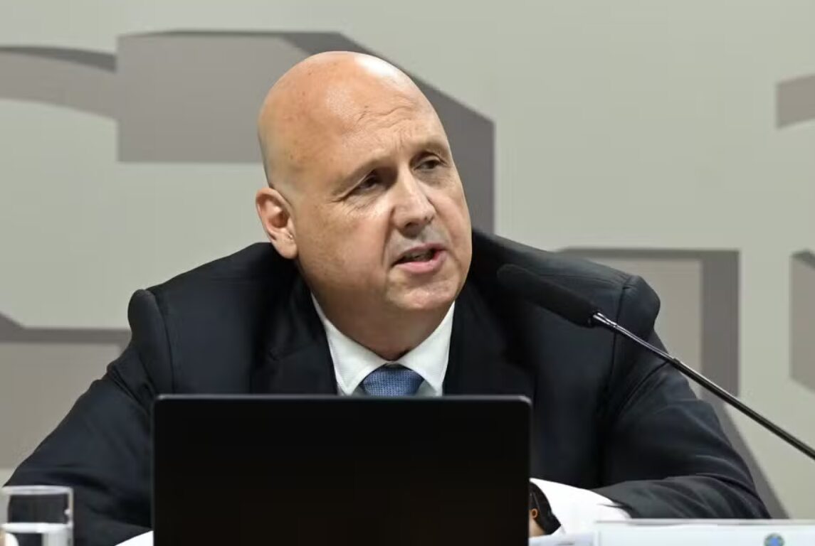 Otto Lobo assume CVM e demite 7 superintendentes