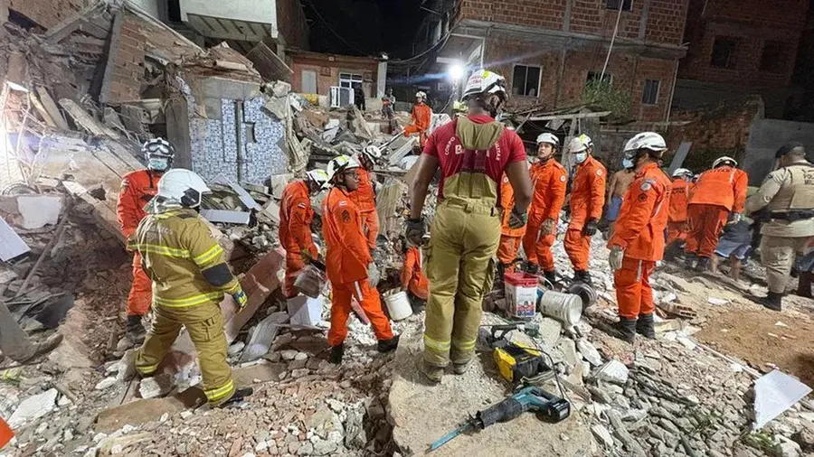 prédio desabado em salvador