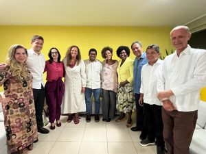 Deputados esquerdistas e o novo embaixador de Cuba no Brasil, Victor Manuel Palomo