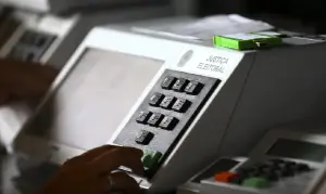 Eleições 2026 arrecadação pré-candidatos