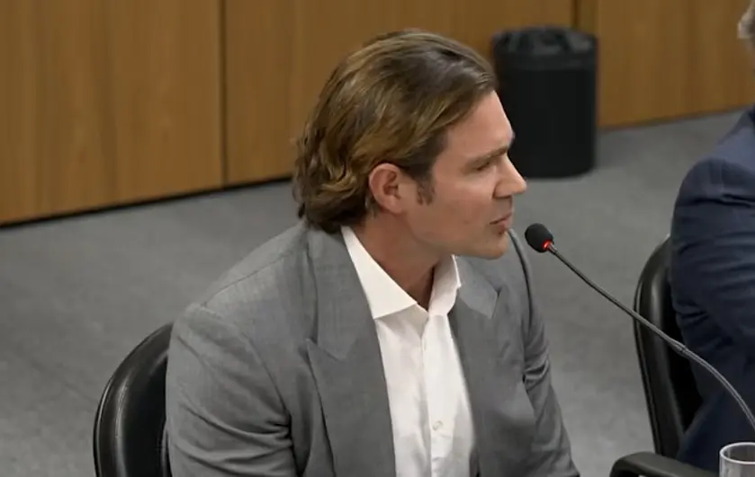 Daniel Vorcaro durante depoimento à Polícia Federa - 28/12/2025 | Foto: Reprodução/YouTube master