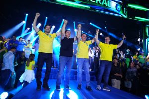 A principal chapa da direita em São Paulo é formada por André do Prado, Tarcísio de Freitas, Guilherme Derrite e Flávio Bolsonaro | Foto: Divulgação/Vittor SalesFlávio marcou presença no evento | Foto: Divulgação/Vittor Sales