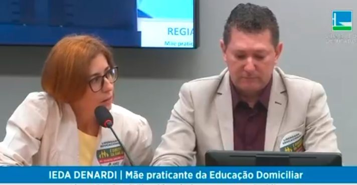 Adauto e Ieda Cristina Denardi, na Câmara: punidos por educar | Foto: Reprodução/X