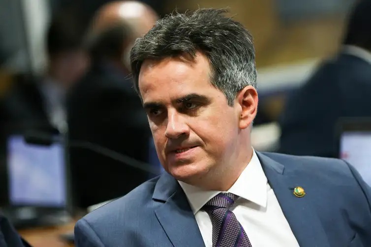 Investigação cita 12 políticos e inclui Ciro Nogueira