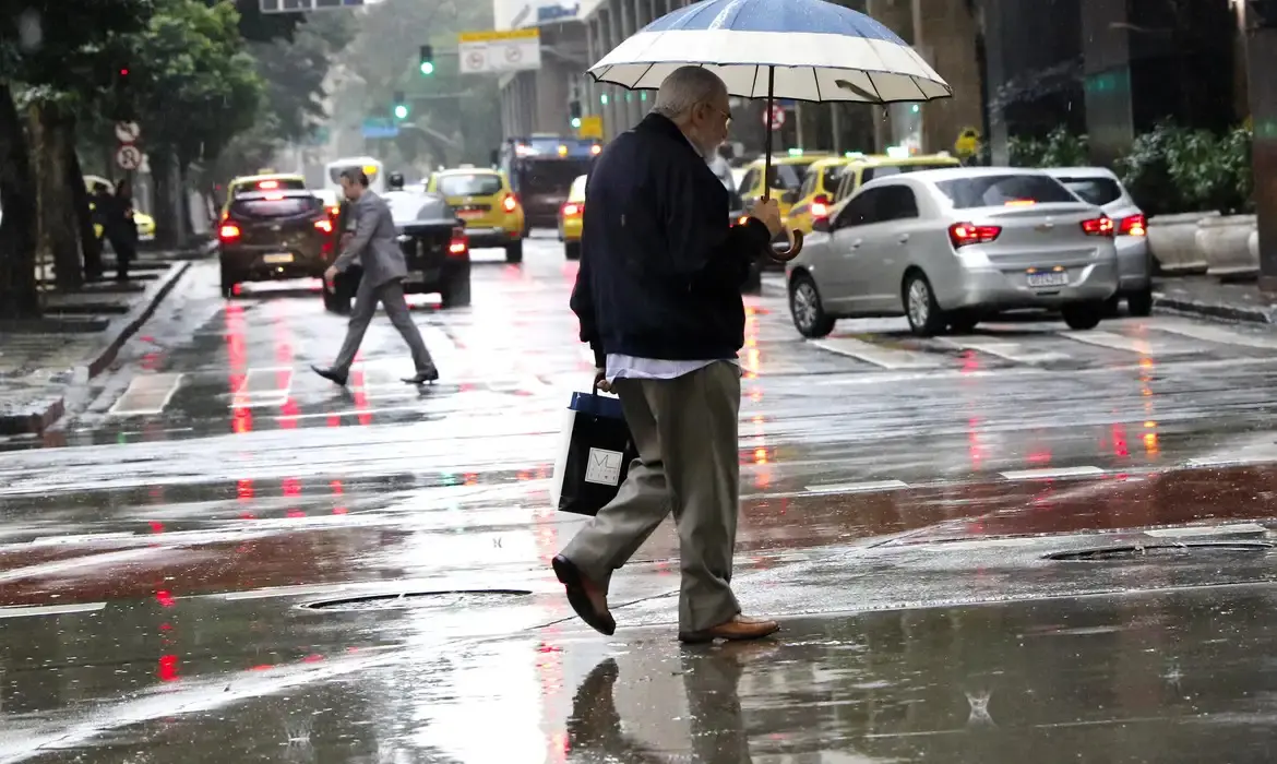 Meteorologia faz alerta de chuvas intensas nesta terça, 9 | Foto: Fernando Frazão/Agência Brasil