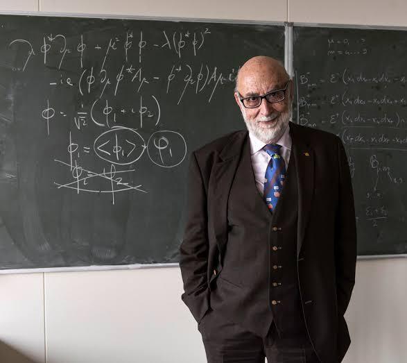 Morre François Englert, físico que levou à descoberta da ‘partícula de Deus’