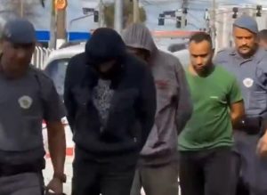 Responsáveis pelo salto da jovem são encaminhados a Distrito Policial em Limeira | Foto: Reprodução/X