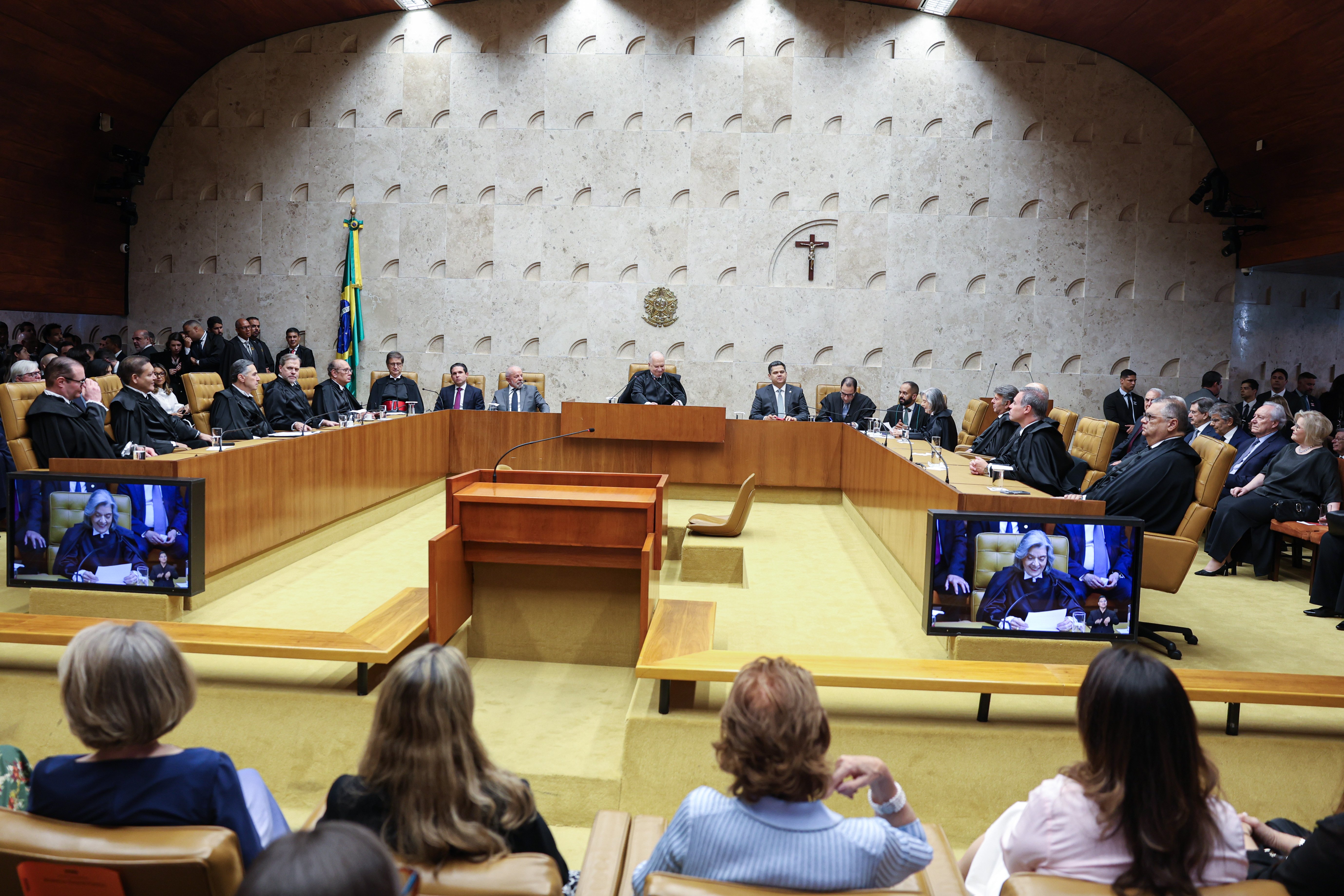 STF retoma julgamento sobre gratuidade na Justiça do Trabalho