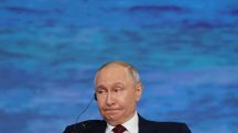 Putin participa de uma sessão plenária do Fórum Econômico Internacional de São Petersburgo, Rússia - 5/6/2026 | Foto: Anastasia Barashkova/Reuters