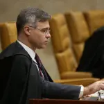 O ministro do STF André Mendonça pretende ouvir o procurador-geral da República, Paulo Gonet, antes de decidir sobre a transferência de Daniel Vorcaro | Foto: José Cruz/Agência Brasil