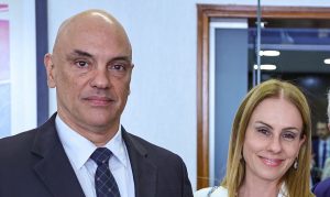 O ministro do STF Alexandre de Moraes e sua mulher, a advogada Viviane Barci | Foto: Ricardo Stuckert/PR