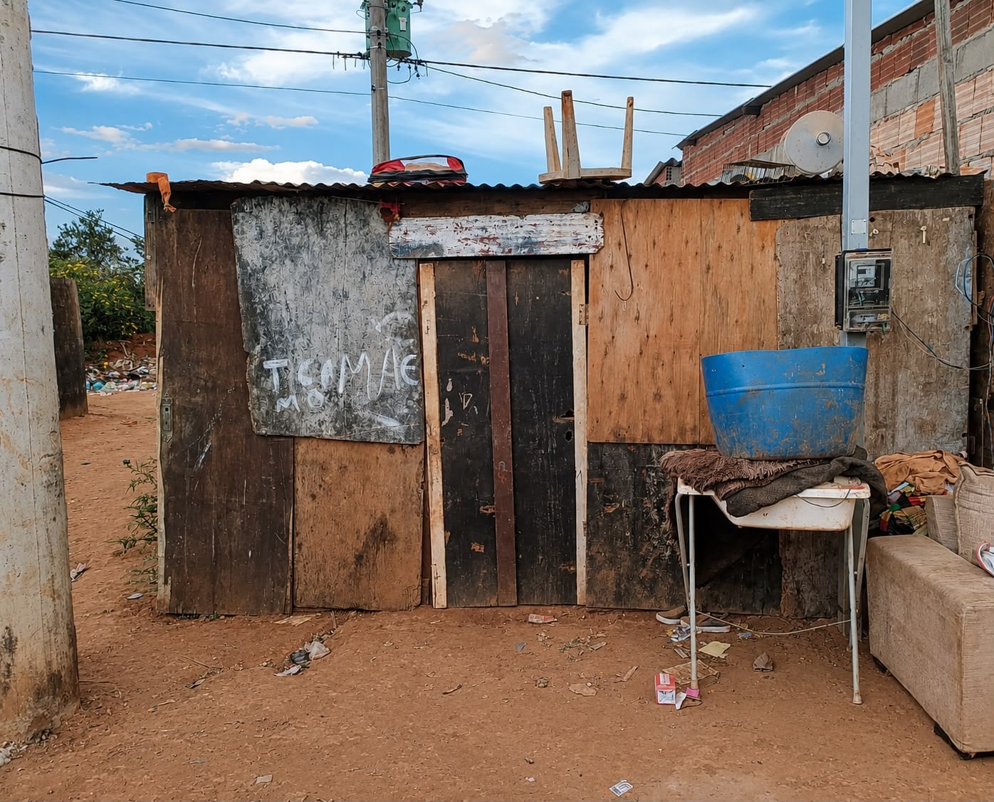 Brasília fora do plano: 200 mil pessoas moram em f