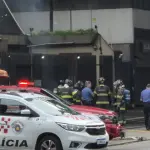 Ocorrência ocorreu em frente ao consulado da Itália, na Avenida Paulista; há risco de explosão | Foto: Tauany Cattan