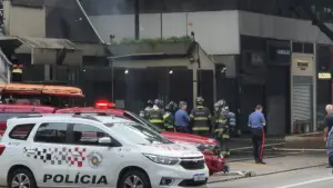 Ocorrência ocorreu em frente ao consulado da Itália, na Avenida Paulista; há risco de explosão | Foto: Tauany Cattan