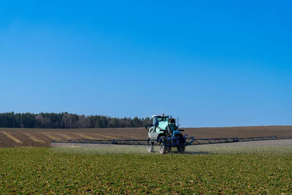 O que são defensivos agrícolas e como eles são regulados no Brasil