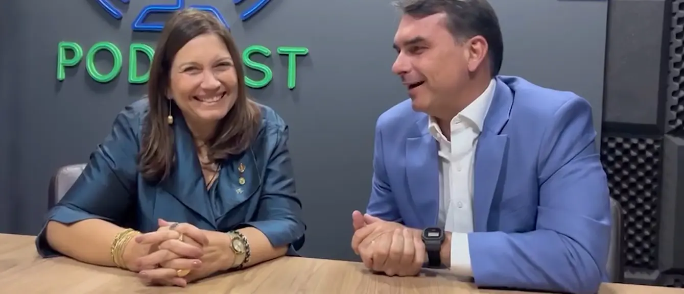 flavio-bolsonaro-bia-kicis
