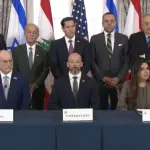 Yechiel Leiter, embaixador de Israel em Washington; Daniel Holler, conselheiro do Departamento de Estado dos EUA; e Nada Hamadeh, embaixadora do Líbano em Washington | Foto: Reprodução/ YouTube/@StateDept