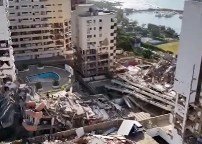 Escombros em La Guaira, na região litorânea da Venezuela | Foto: Reprodução/X