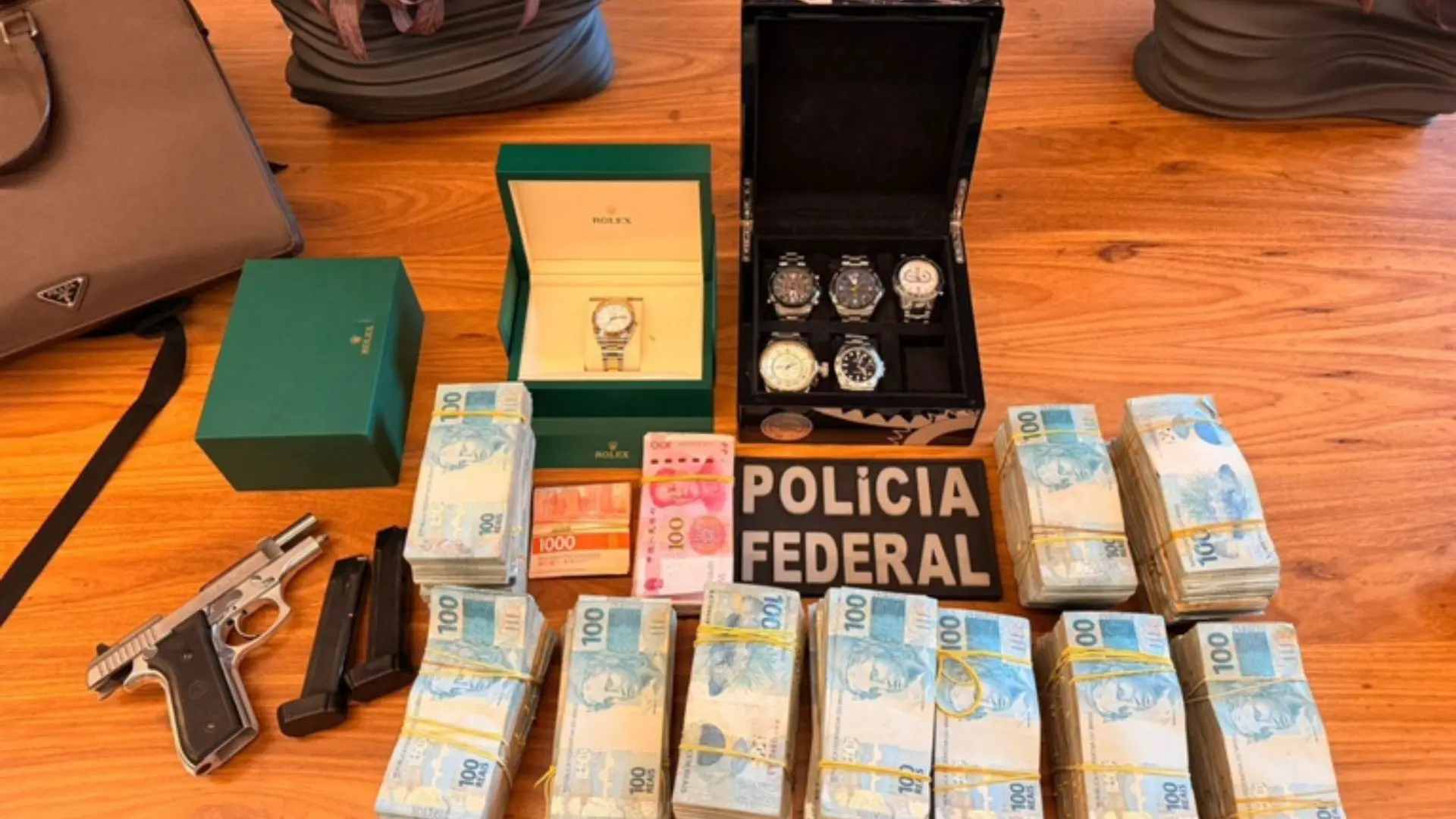 Itens aprendidos pela pF na Operação Benaia | Foto: Divulgação/PF