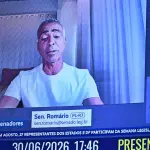 O senador ainda afirmou que uma das principais razões para não solicitar licença foi o compromisso de votar a favor da PEC da escala 6x1 | Foto: Ton Molina/Agência Senado