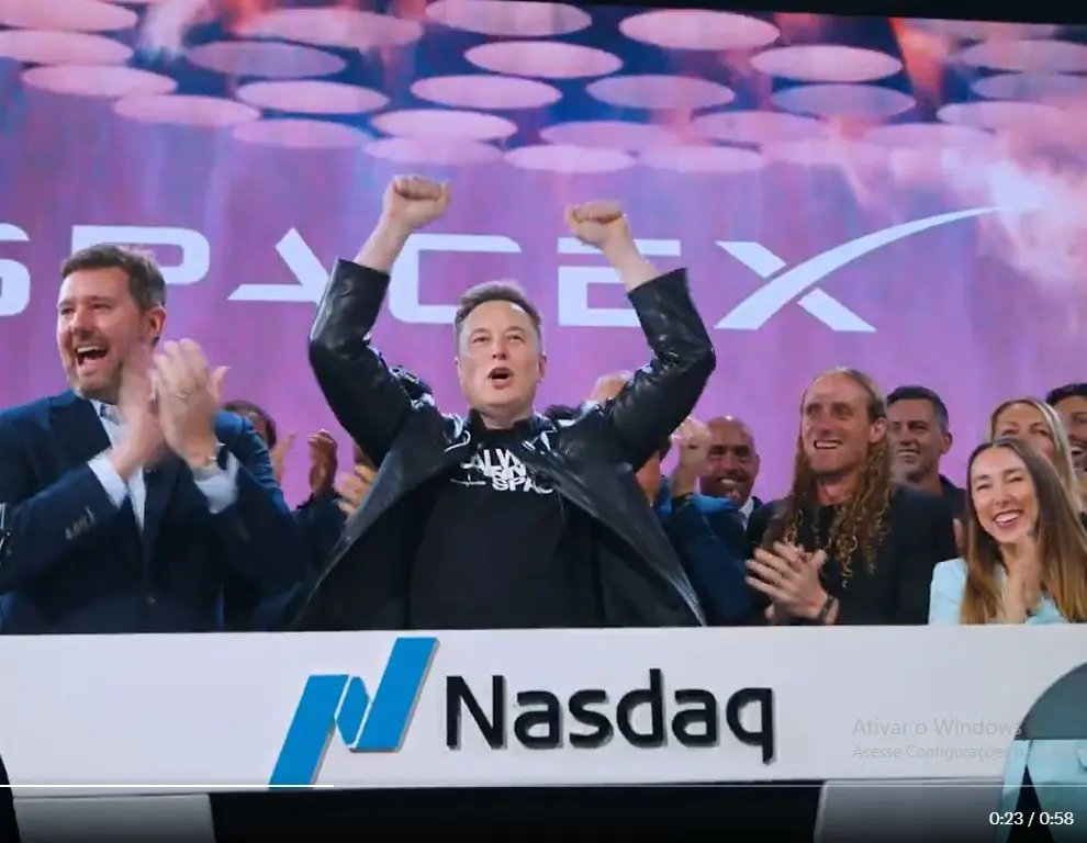 Elon Musk durante cerimônia de abertura de capital na Nasdaq, a Bolsa que reúne as maiores empresas de tecnologia do mundo | Foto: Reprodução/X/@Nasdaq