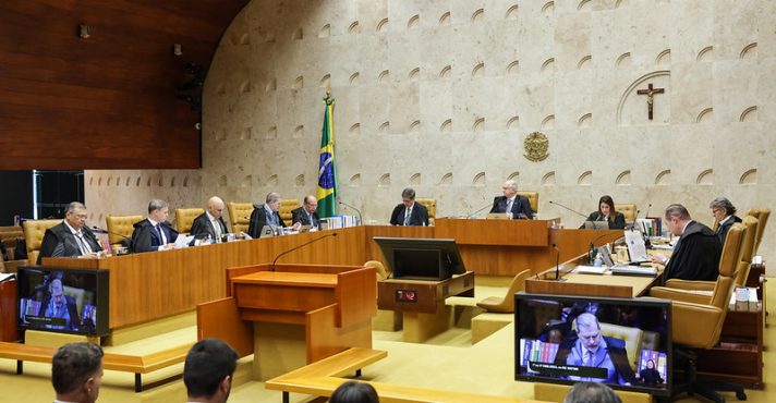 Ministros STF censura