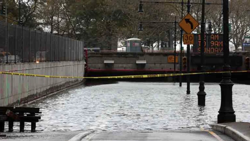 Tempestade causa enchentes repentinas em Nova York