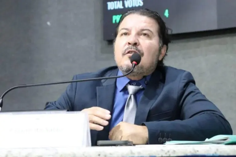 O vereador Baiano do Salão, condenado a mais de 30 anos de prisão por estupro de vulnerável / Foto: Reprodução/Câmara Municipal de Vitória