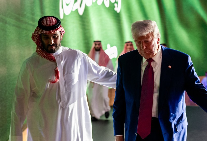 Trump assina acordo nuclear com a Arábia Saudita