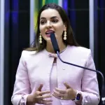 Em nota, Alessandra Haber afirmou que todas as destinações de recursos seguem os procedimentos legais e técnicos | Foto: Zeca Ribeiro/Câmara dos Deputados
