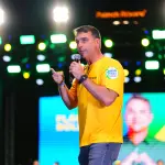 Flávio reage à decisão de Moraes e chama ministro de tirano (1)