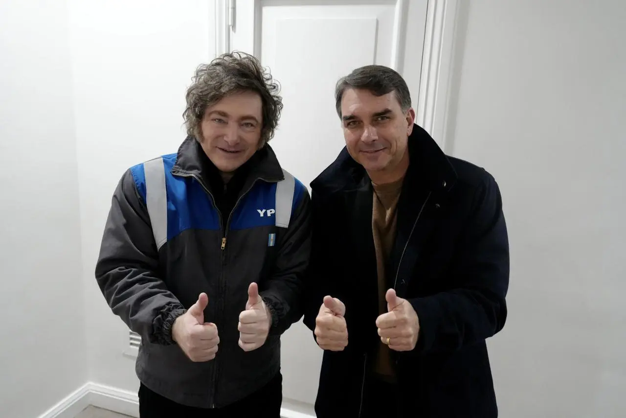 Milei e Flávio