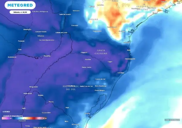 O mapa mostra a massa de ar polar, em cor azul, e mantém as temperaturas baixas no Sul do Brasil e aumenta o risco de geadas