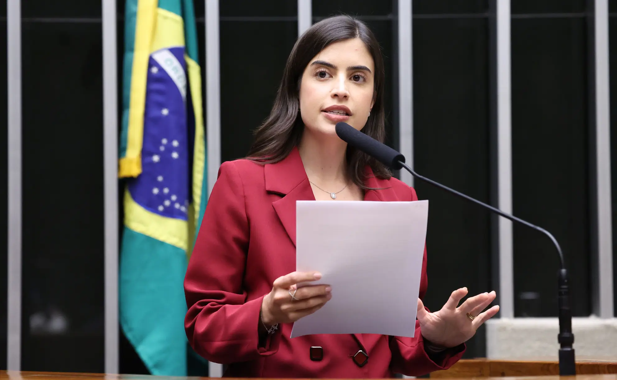 Tabata Amaral