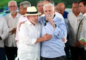 Lula e Jaques Wagner durante evento do governo federal na Bahia | Foto: Divulgação/GOVBA