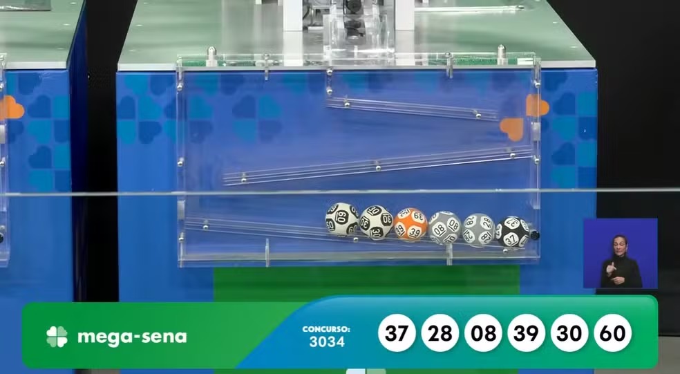 Mega-Sena acumula e prêmio vai a R$ 62 milhões