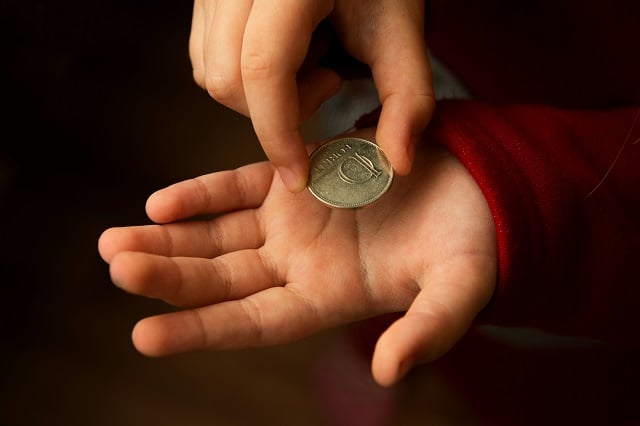 Crianças nos EUA entram cada vez mais cedo no mundo dos investimentos
