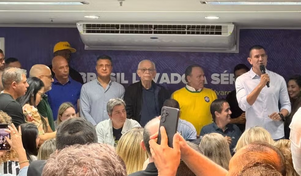 PL formaliza candidaturas de Douglas Ruas ao governo do Rio e Carlos Portinho ao Senado
