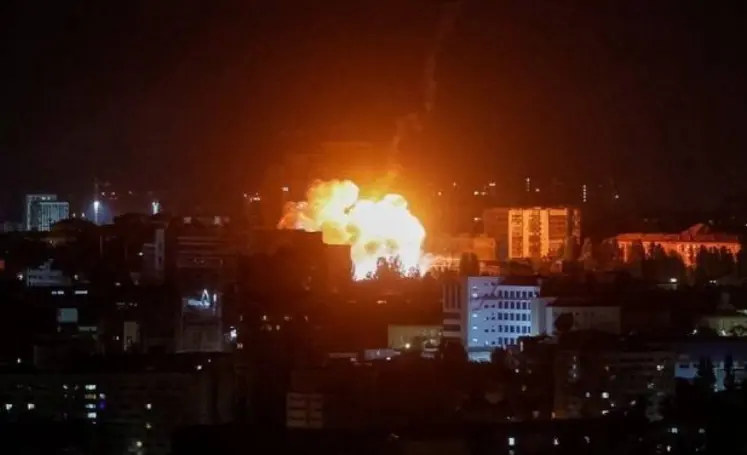 Em resposta a ataque ucraniano, Rússia lançou mísseis balísticos em grande escala contra Kiev | Foto: Reprodução/Redes sociais