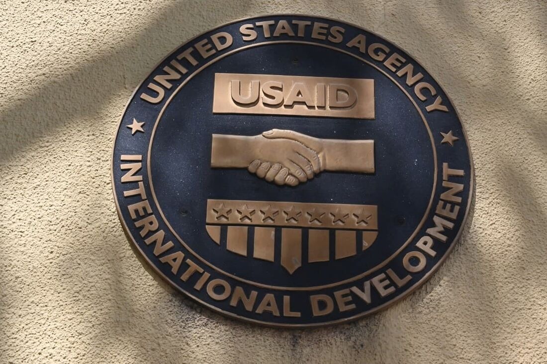 Usaid financiava programas com trabalhadores trans no Nepal